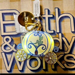 Bath and Body Works
Disney Princess Cinderella Pocketbac holder